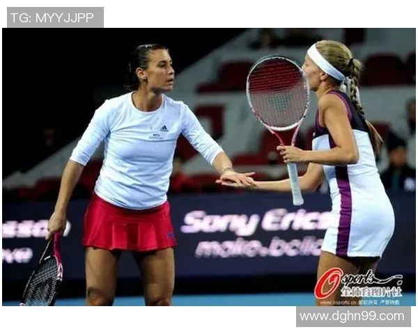 赛后分析:杭州网球队与深圳网球队的默契配合与战术探讨